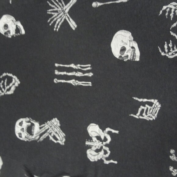 DIVIDED SKULL SKELETON HIPS BONES - BLACK MEDIUM WOMENS T-SHIRT L209 - Picture 3 of 6